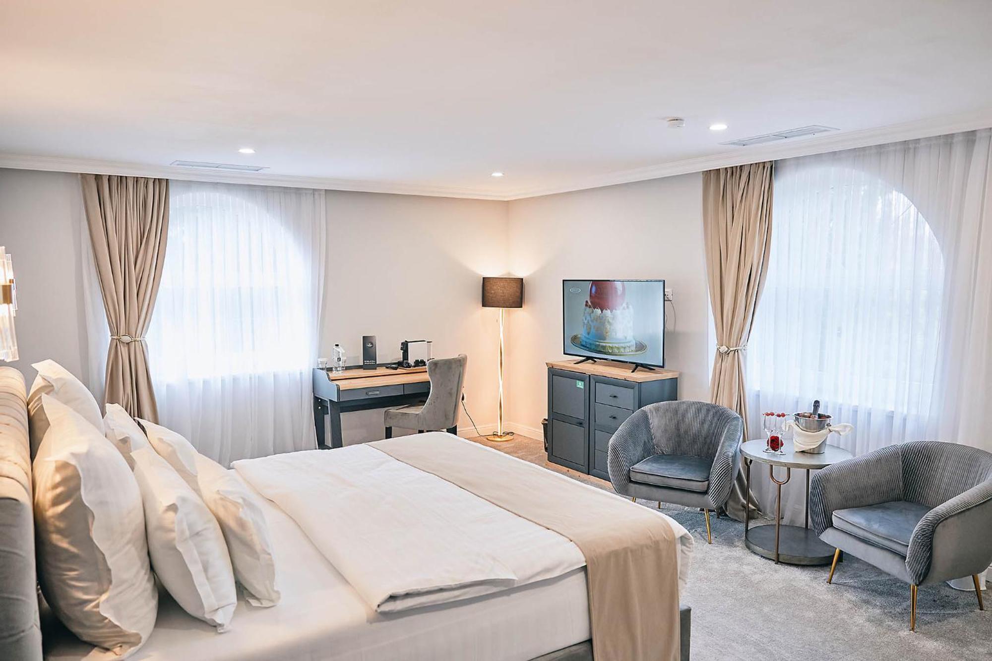 Lacul Verde Resort Ploieşti Eksteriør bilde